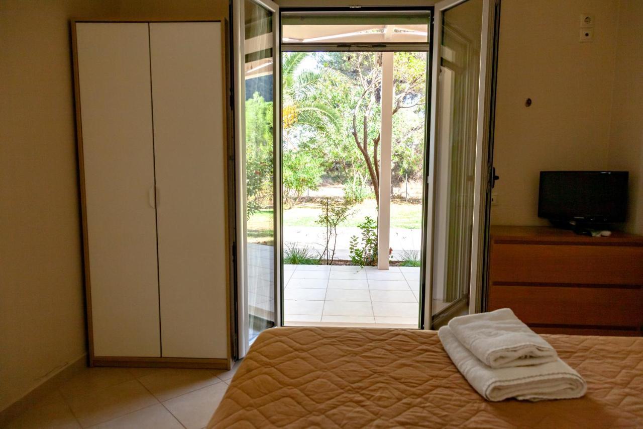 Brunello Seaside Apartments Лефкада Экстерьер фото