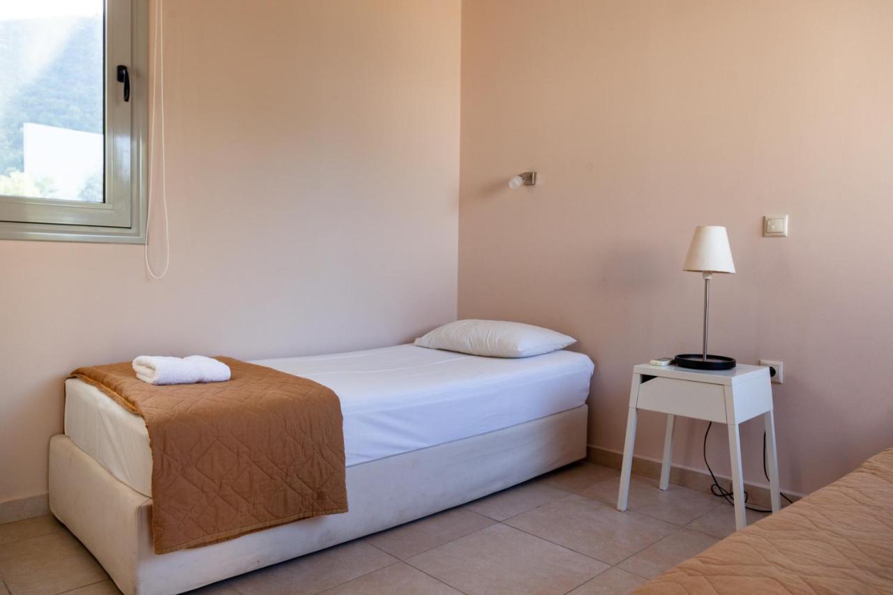 Brunello Seaside Apartments Лефкада Экстерьер фото
