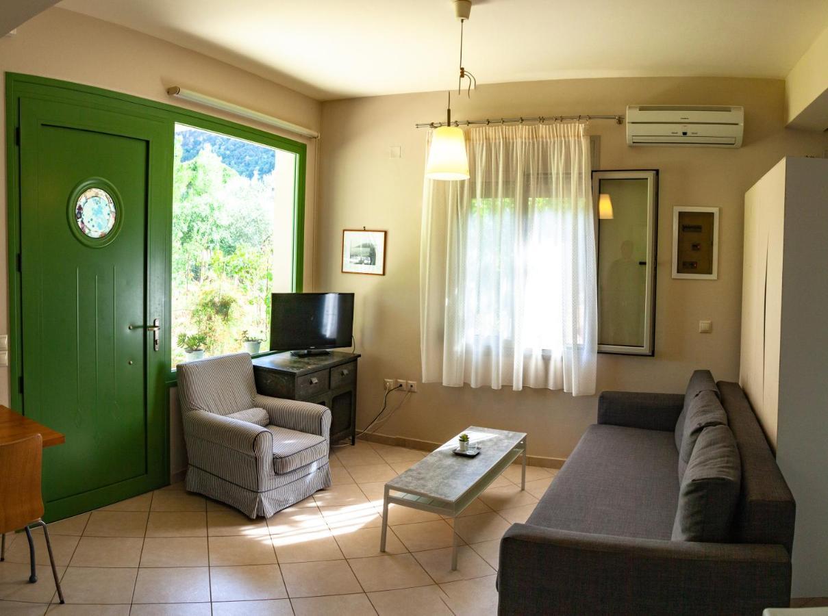Brunello Seaside Apartments Лефкада Экстерьер фото