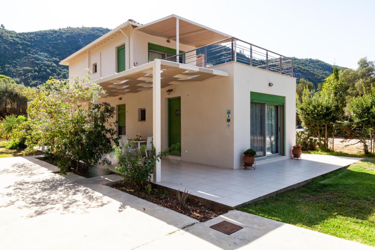 Brunello Seaside Apartments Лефкада Экстерьер фото