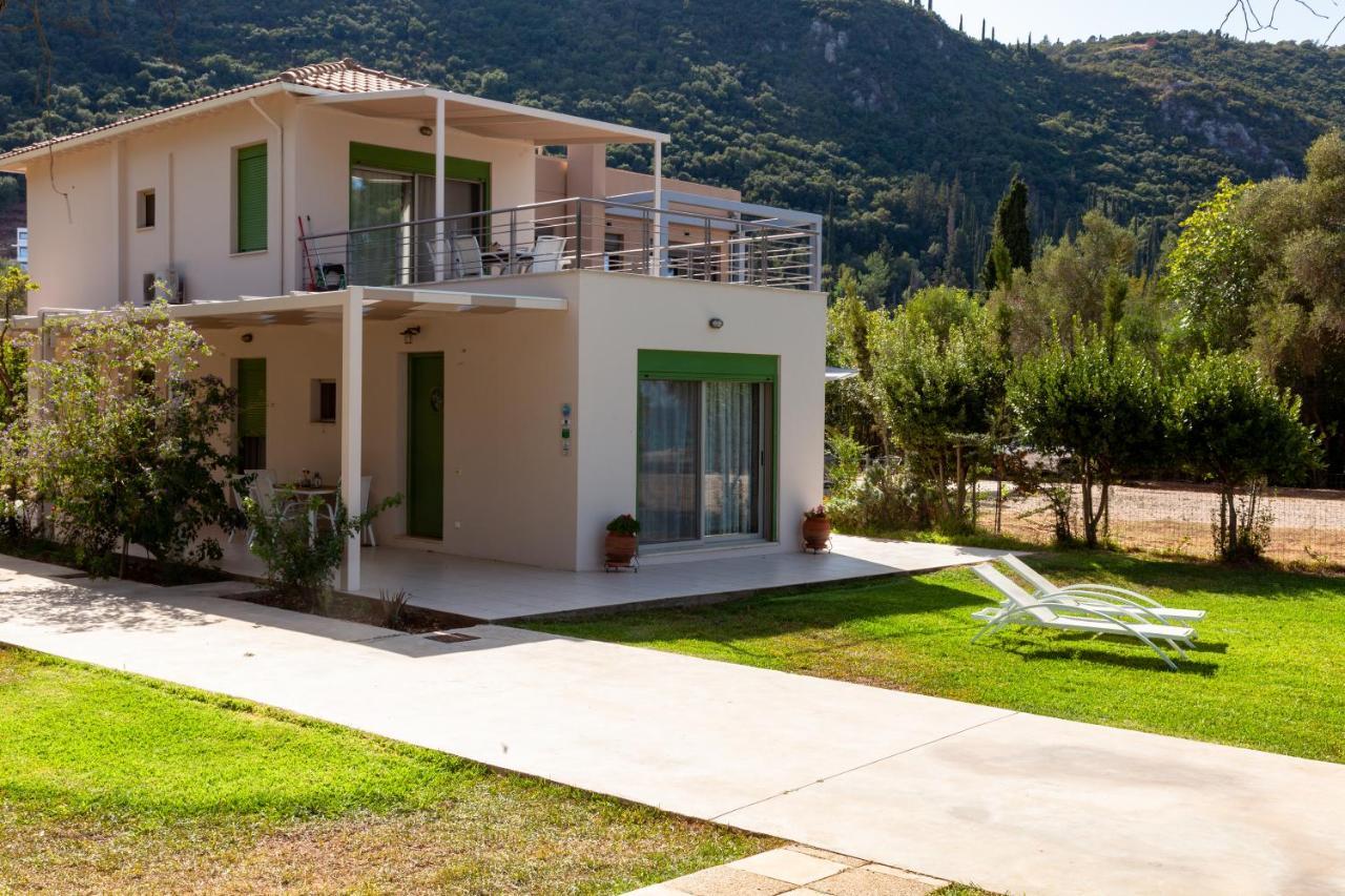 Brunello Seaside Apartments Лефкада Экстерьер фото