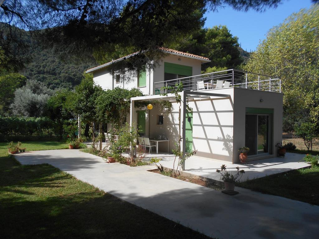 Brunello Seaside Apartments Лефкада Экстерьер фото